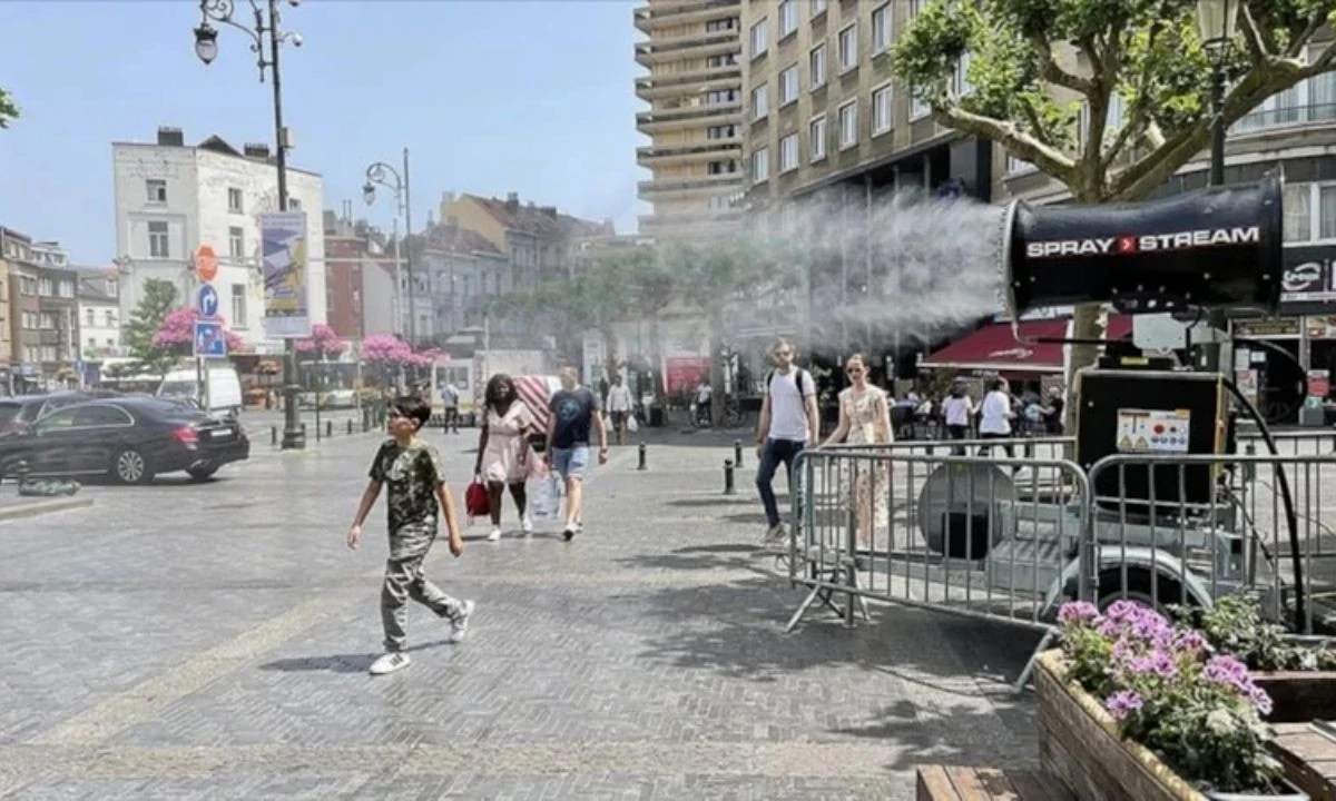 Avrupa’yı sıcak hava dalgası vurdu: Sıcaklıklar rekor seviyede seyrediyor