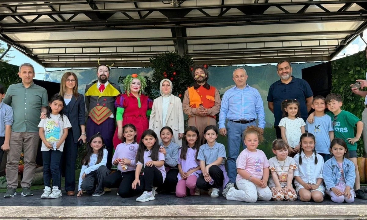 "Masal Yolu" Miniklere Unutulmaz Bir Gün Yaşattı