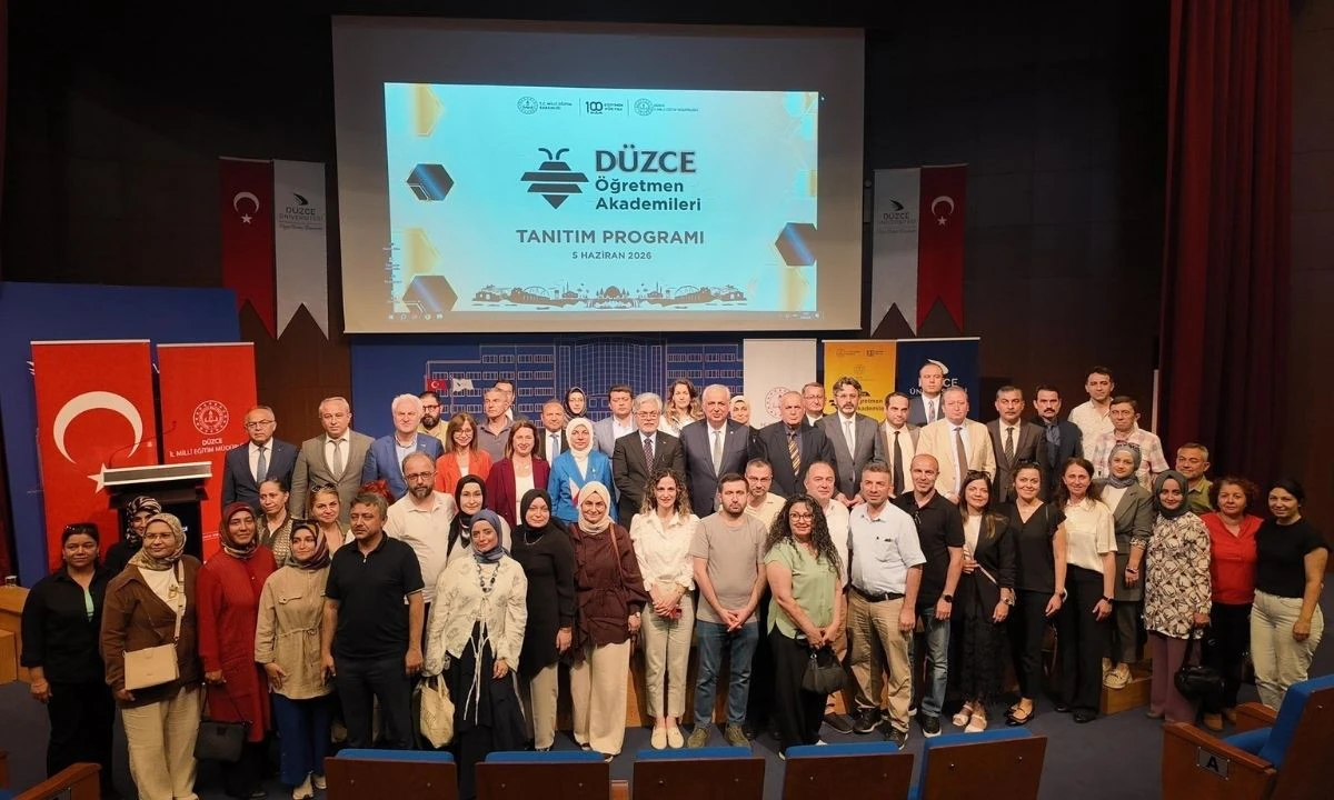 Bakan Yardımcısı Yelkenci Düzce’den Mesaj Verdi: “Öğretmen Merkezde”