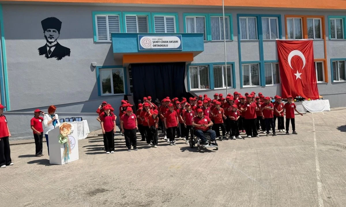 Düzce'de "Hayat Birlikte Güzel" Programı Büyük İlgi Gördü