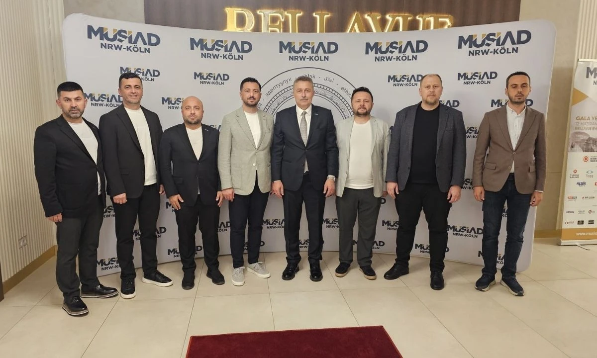 MÜSİAD Düzce Yönetimi Köln'deki Yatırım Zirvesine Katıldı