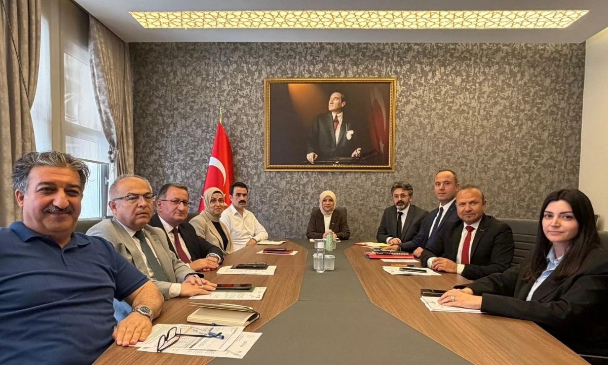 Düzce'de Eğitim Masaya Yatırıldı