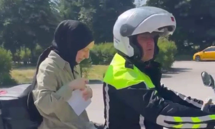 1 dakika kala genç kızı yetiştirdi