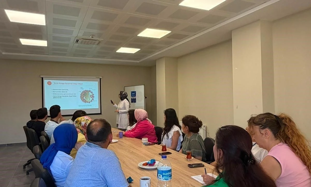 Akçakoca'da Sağlık Çalışanlarına Kritik Eğitim