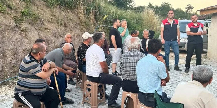 Yığılca'da çiftçilere kahverengi kokarca ve anız yangınları eğitimi