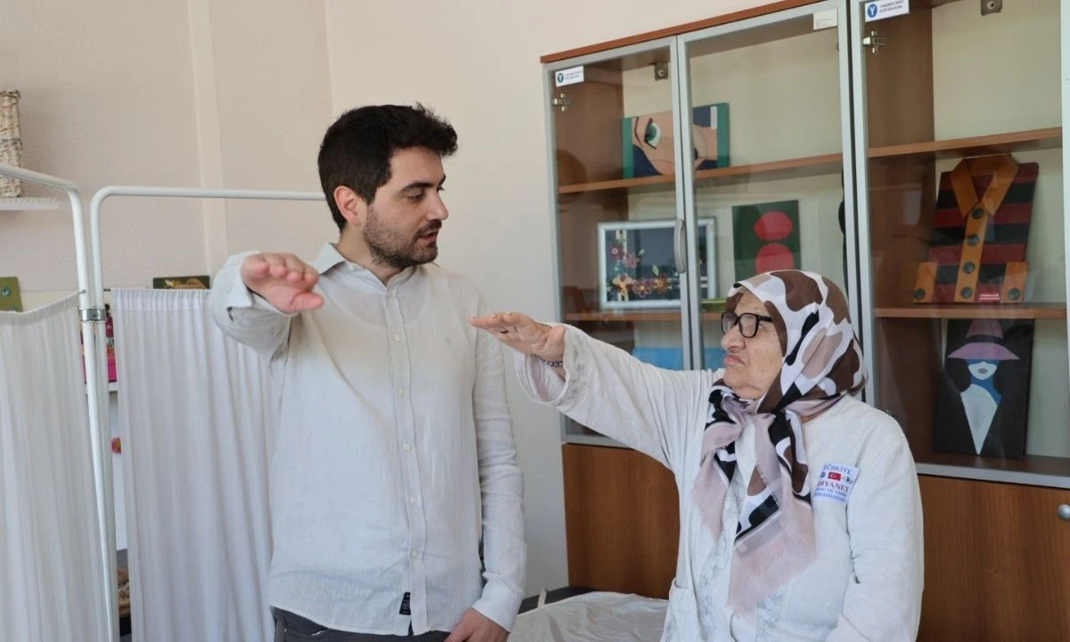 Düzce Üniversitesi'nden Huzurevinde Eklem Sağlığı Seferberliği