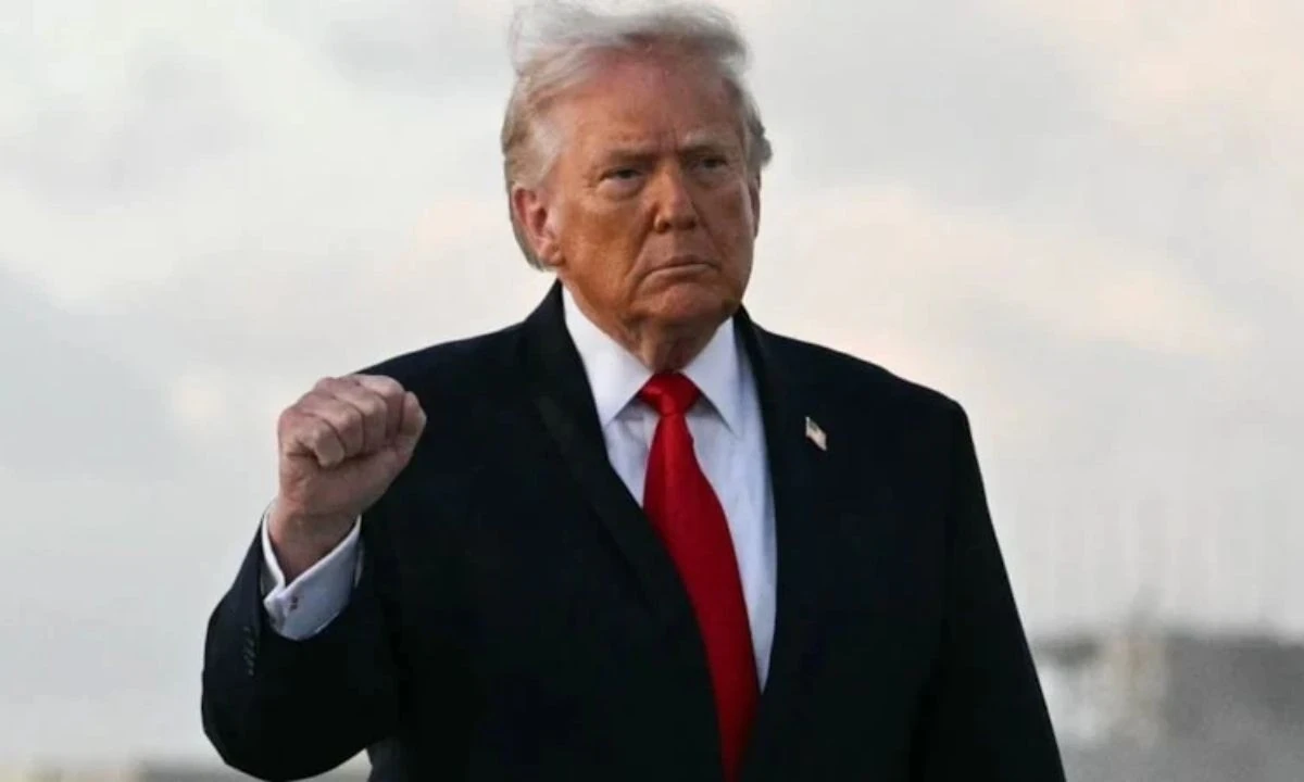 Donald Trump açıkladı: İran'la müzakereler devam edecek