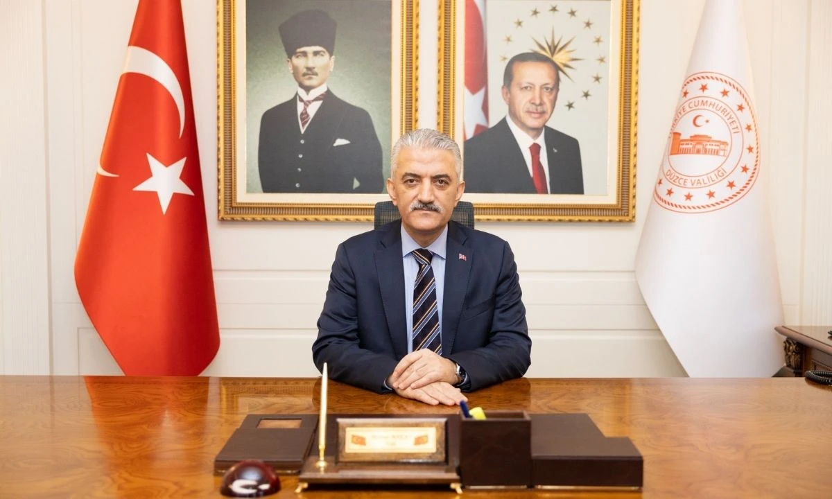 Vali Makas: "15 Temmuz, Milli İradeye Sahip Çıkanların Günüdür"