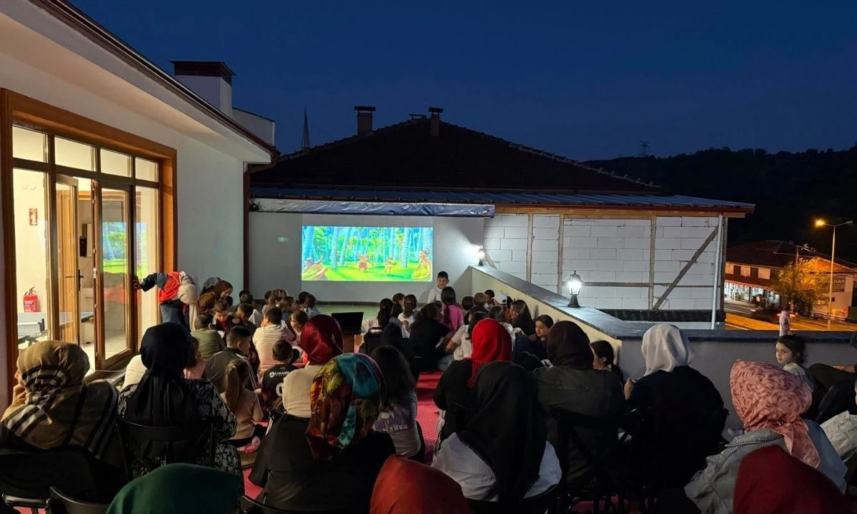 Açık Hava Sinema Keyfi