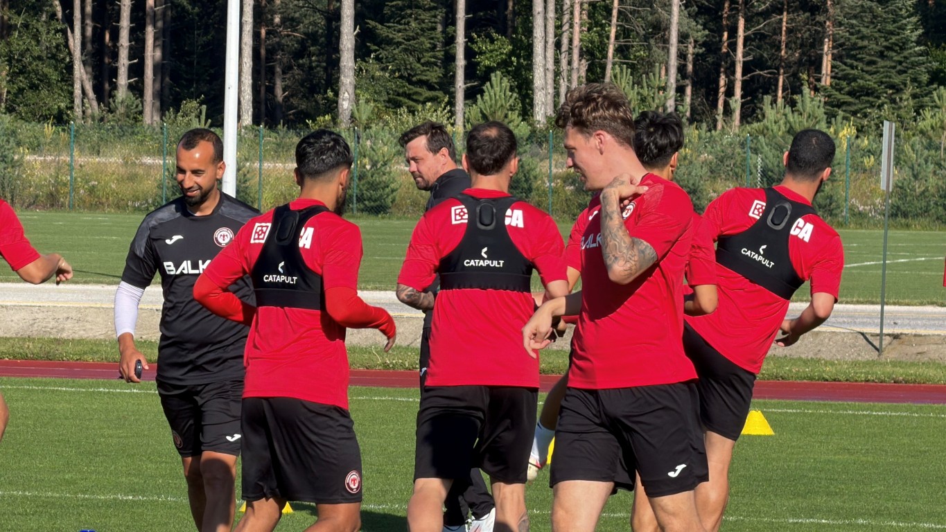 corum-fkdan-topuk-yaylasinda-super-lig-mesaji-lige-renk-katacagiz-1-124511