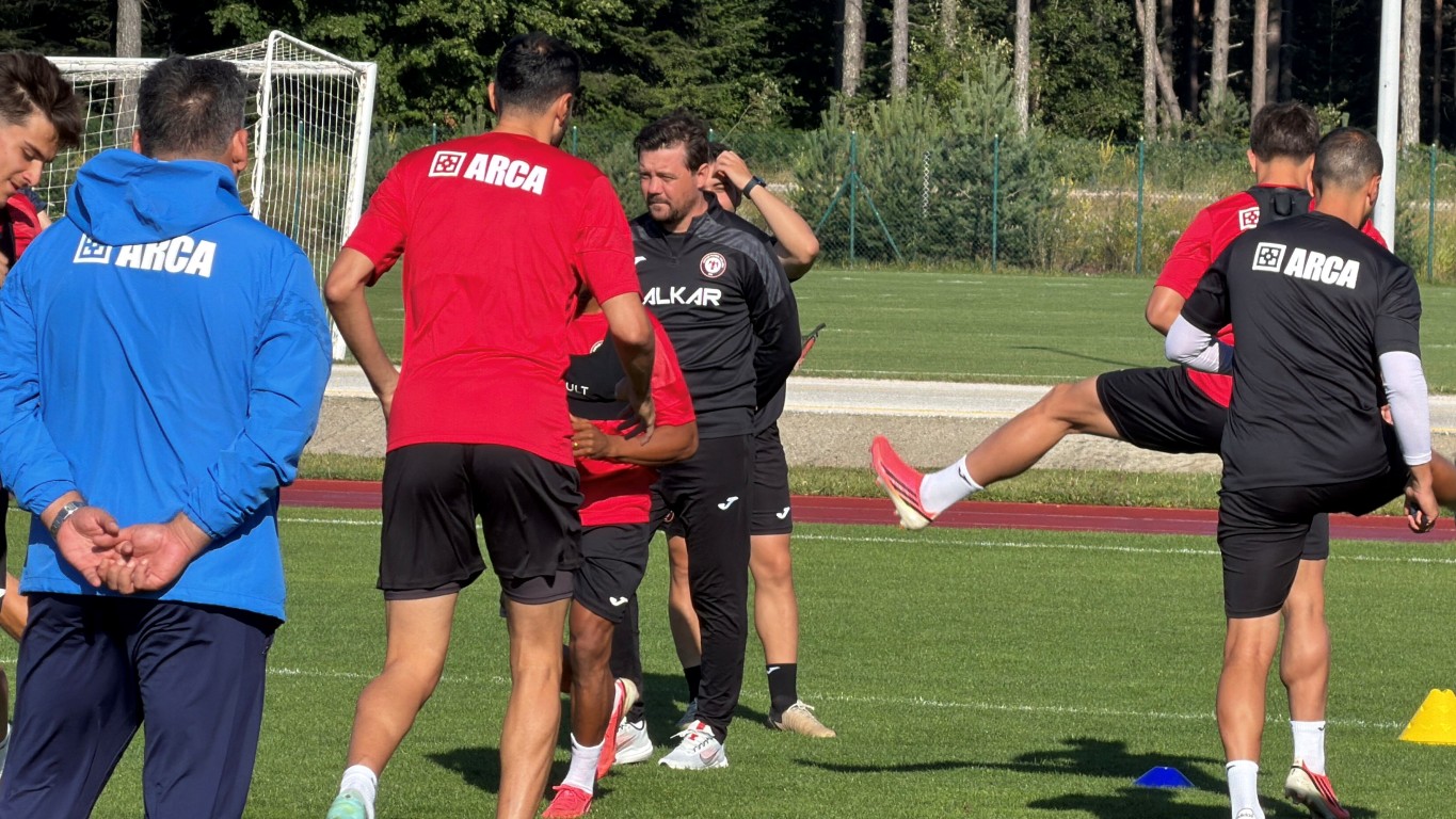 corum-fkdan-topuk-yaylasinda-super-lig-mesaji-lige-renk-katacagiz-2-124512