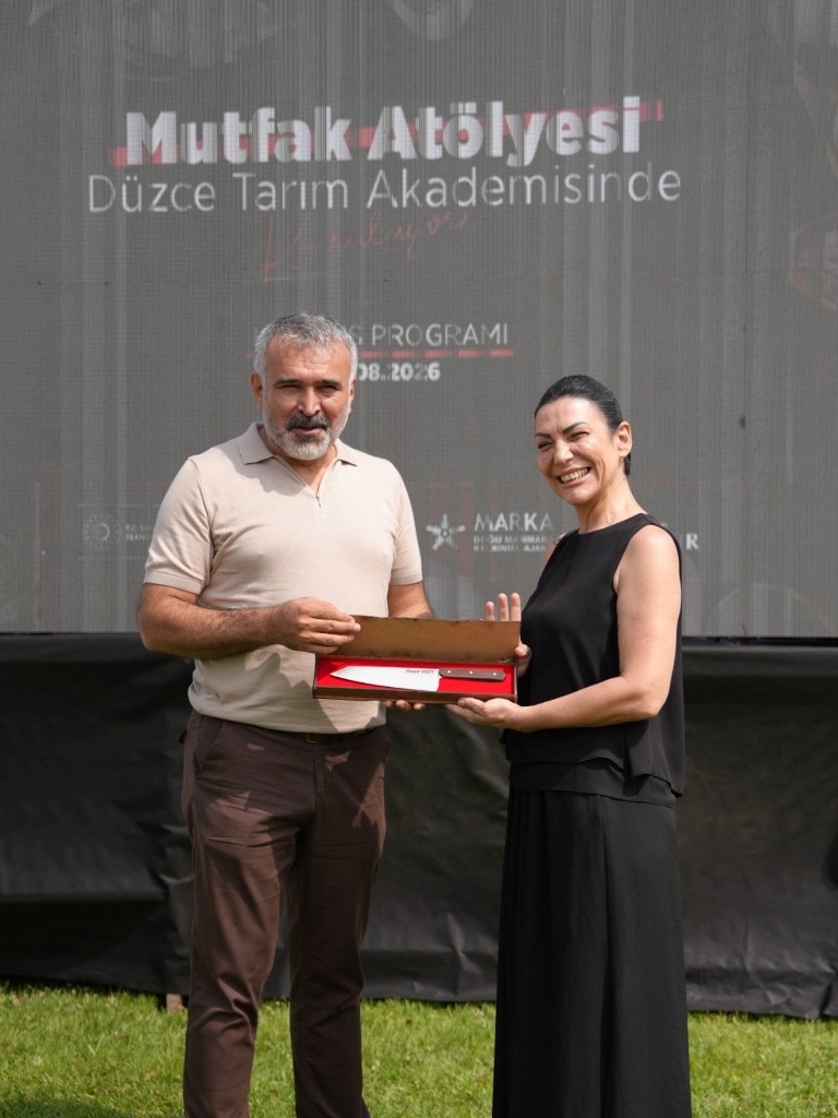 duzcede-336-saatlik-egitim-tamamlandi-30-kursiyer-profesyonel-mutfaga-adim-atti-3-044906