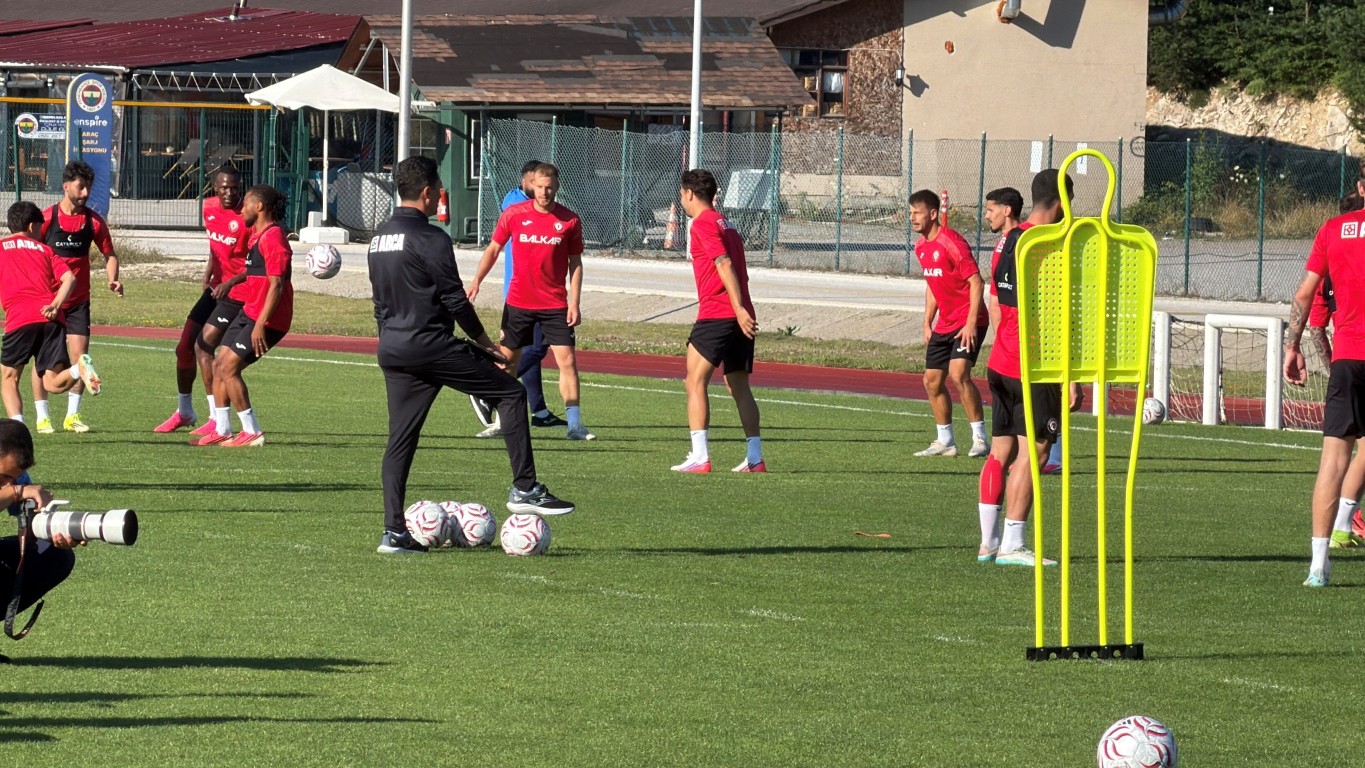 serie-adan-corum-fkya-geldi-galatasaray-maci-icin-iddiali-konustu-2-023302