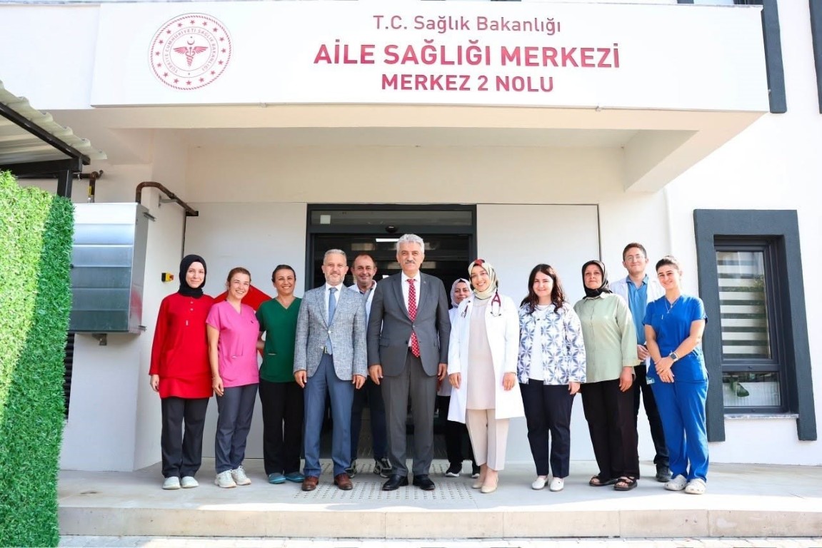 vali-mehmet-makas-duzcede-saglik-tesislerini-inceledi-3-121515