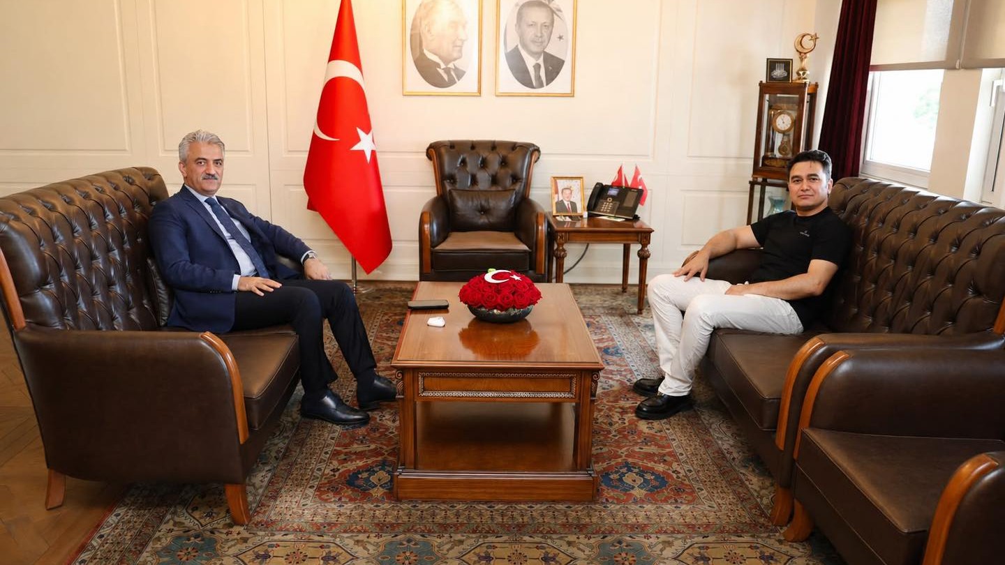 Düzce’nin eski Başsavcısı Yasin Emre’den Vali Mehmet Makas’a ziyaret