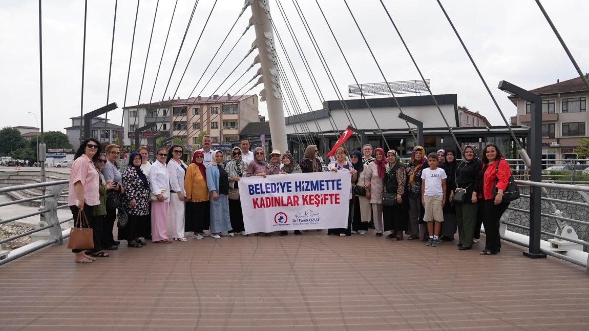 Kadınlar keşifte