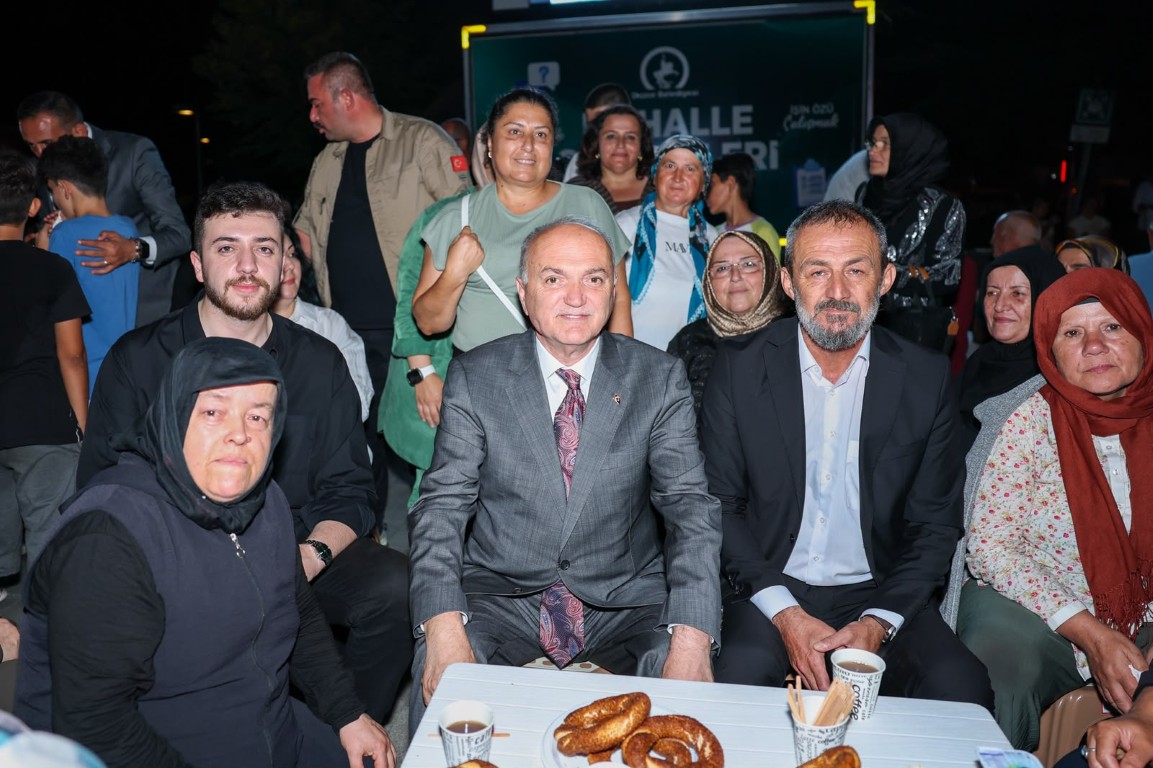 faruk-ozlu-duzce-icin-soz-verdi-asfaltlanmamis-bir-tek-cadde-bir-tek-sokak-kalmayacak-3-054153