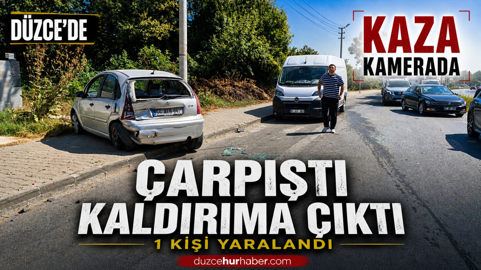 duzcede-minibus-ile-otomobil-carpisti-kaza-ani-kamerada-125126