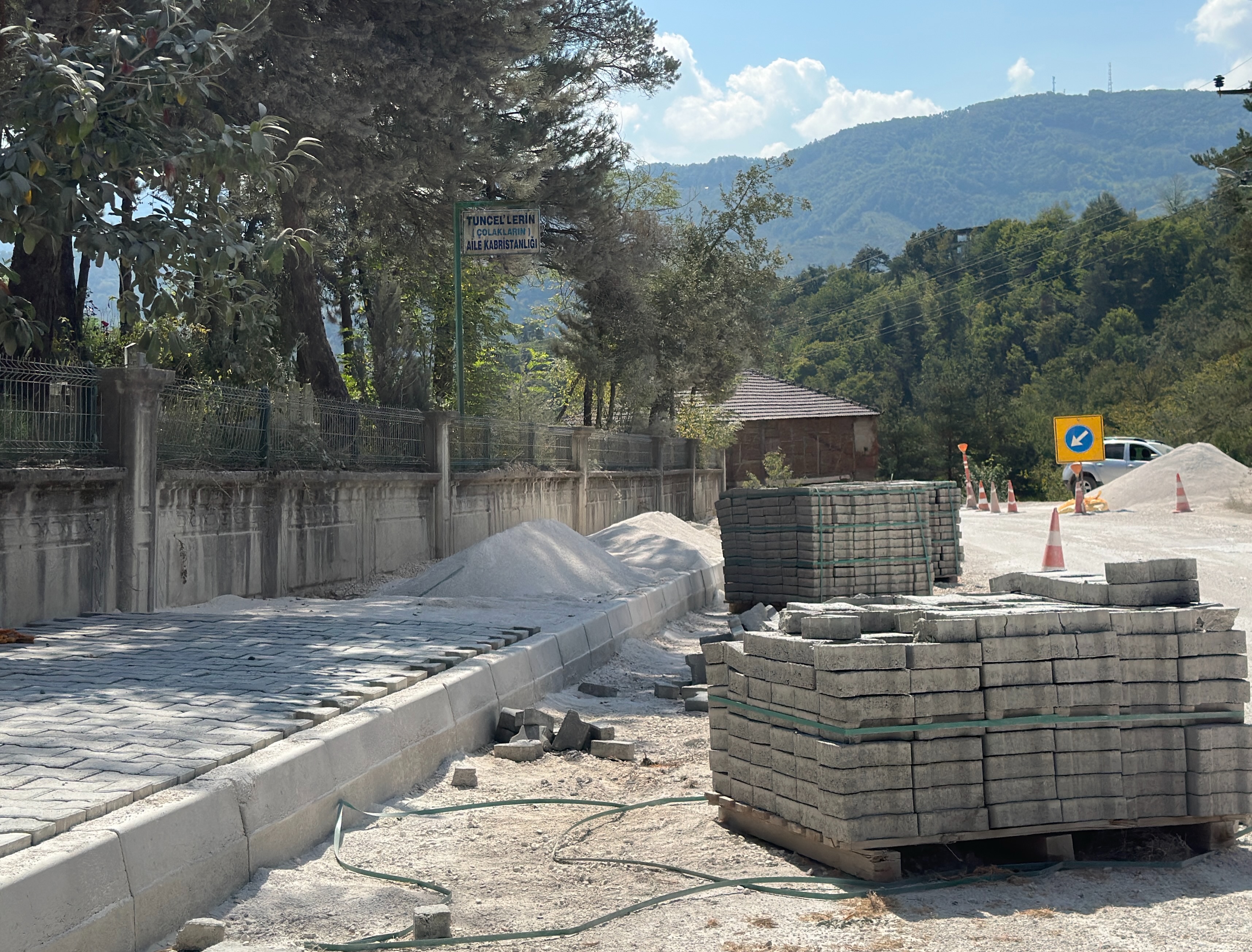 yigilcada-genclik-merkezi-yukseliyor-kaba-insaatta-sona-gelindi-8-042206
