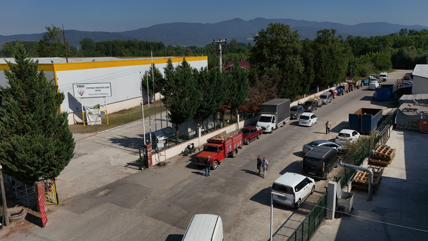 duzceli-findik-ureticisine-iki-onemli-mesaj-tamamina-talibiz-ve-birkac-hafta-sabredin-3-034632