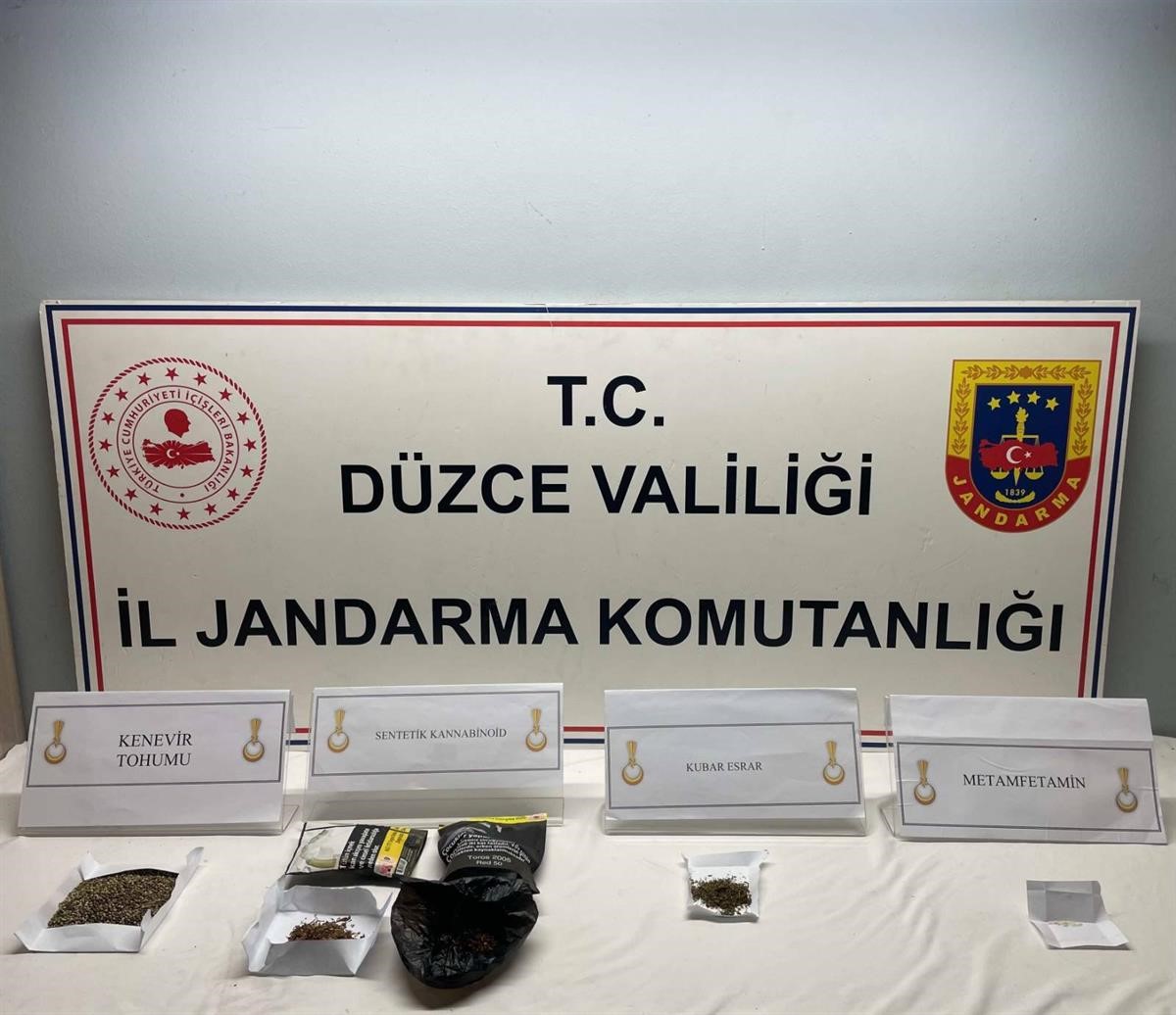 duzcede-7-gunun-bilancosu-170-olay-20-yakalama-kilolarca-uyusturucu-2-122528
