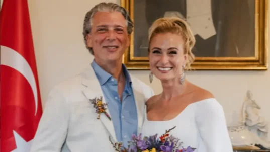 Ceyda Düvenci ile Güçlü Mete evlendi: Nikâhı Stockholm'de kıydılar