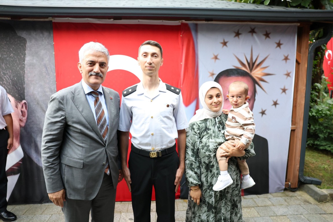 duzcede-58-jandarma-personeline-yeni-rutbe-aileleri-de-gurura-ortak-oldu-3-020706