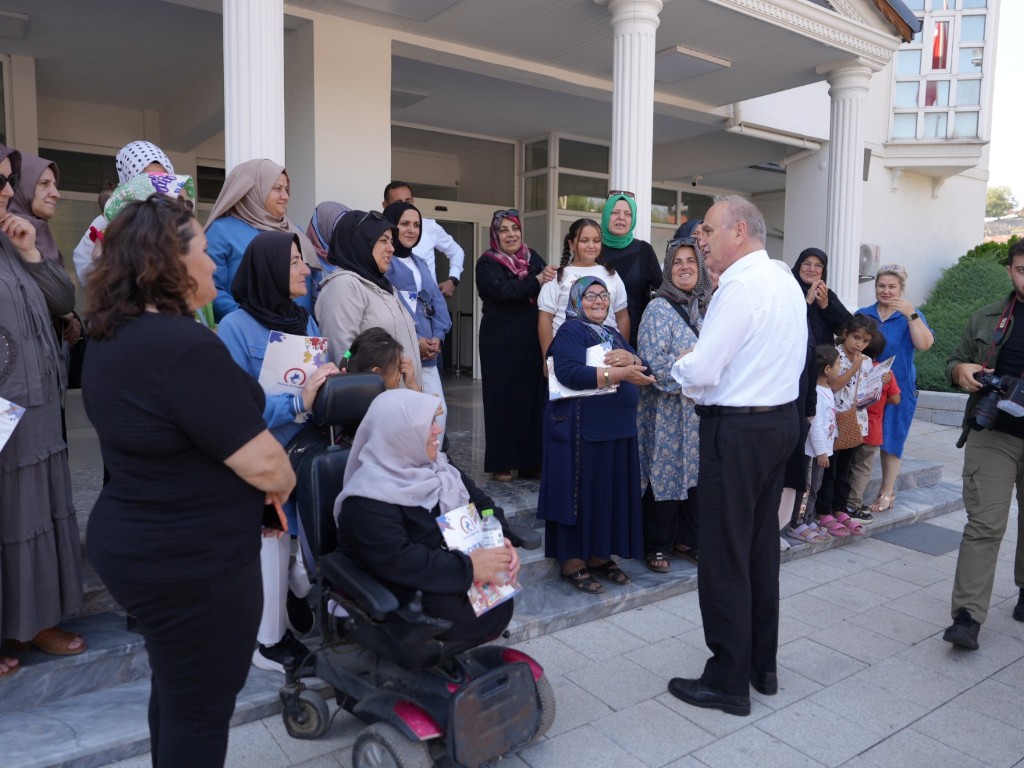 duzcede-kadinlar-projeleri-yerinde-gordu-gezi-rotasina-yeni-noktalar-eklendi-12-072817