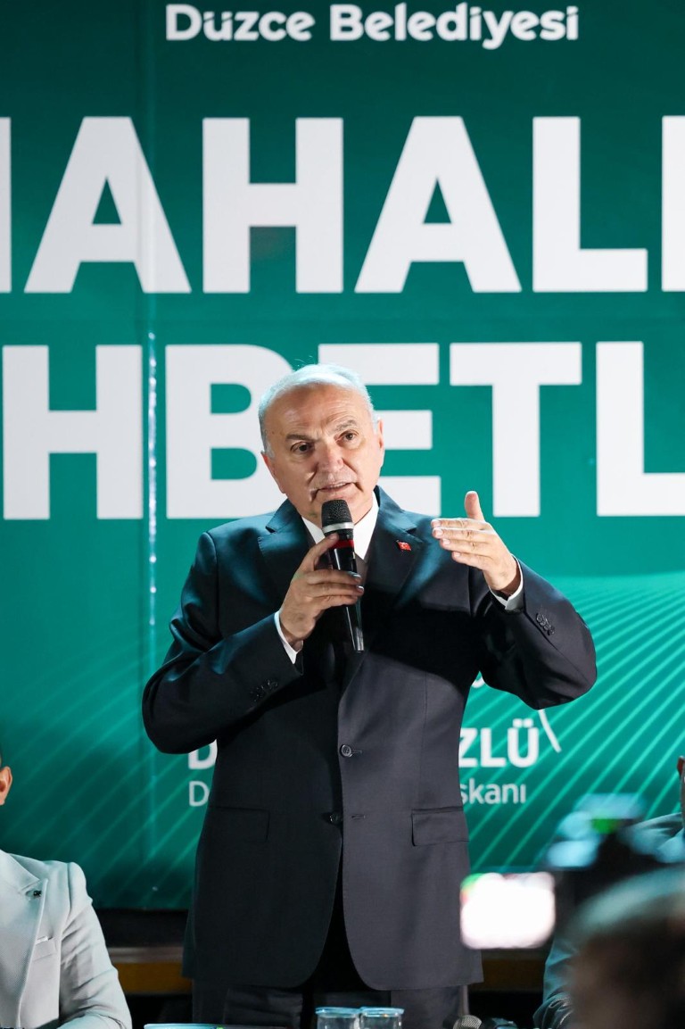 duzce-boludan-bir-adim-one-gecti-demisti-faruk-ozluden-yeni-aciklama-15-102233