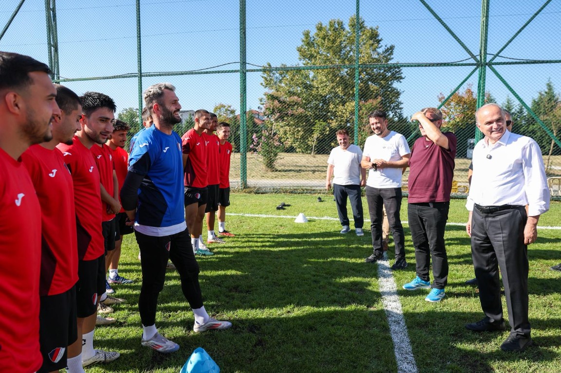 duzcesporda-sezon-oncesi-iddiali-mesaj-sampiyonlugu-armagan-edecegiz-4-030908