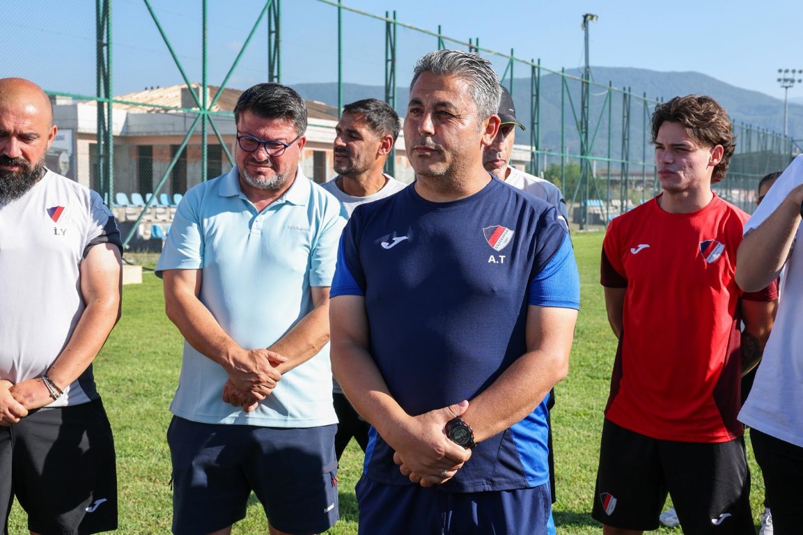 duzcesporda-sezon-oncesi-iddiali-mesaj-sampiyonlugu-armagan-edecegiz-5-030908