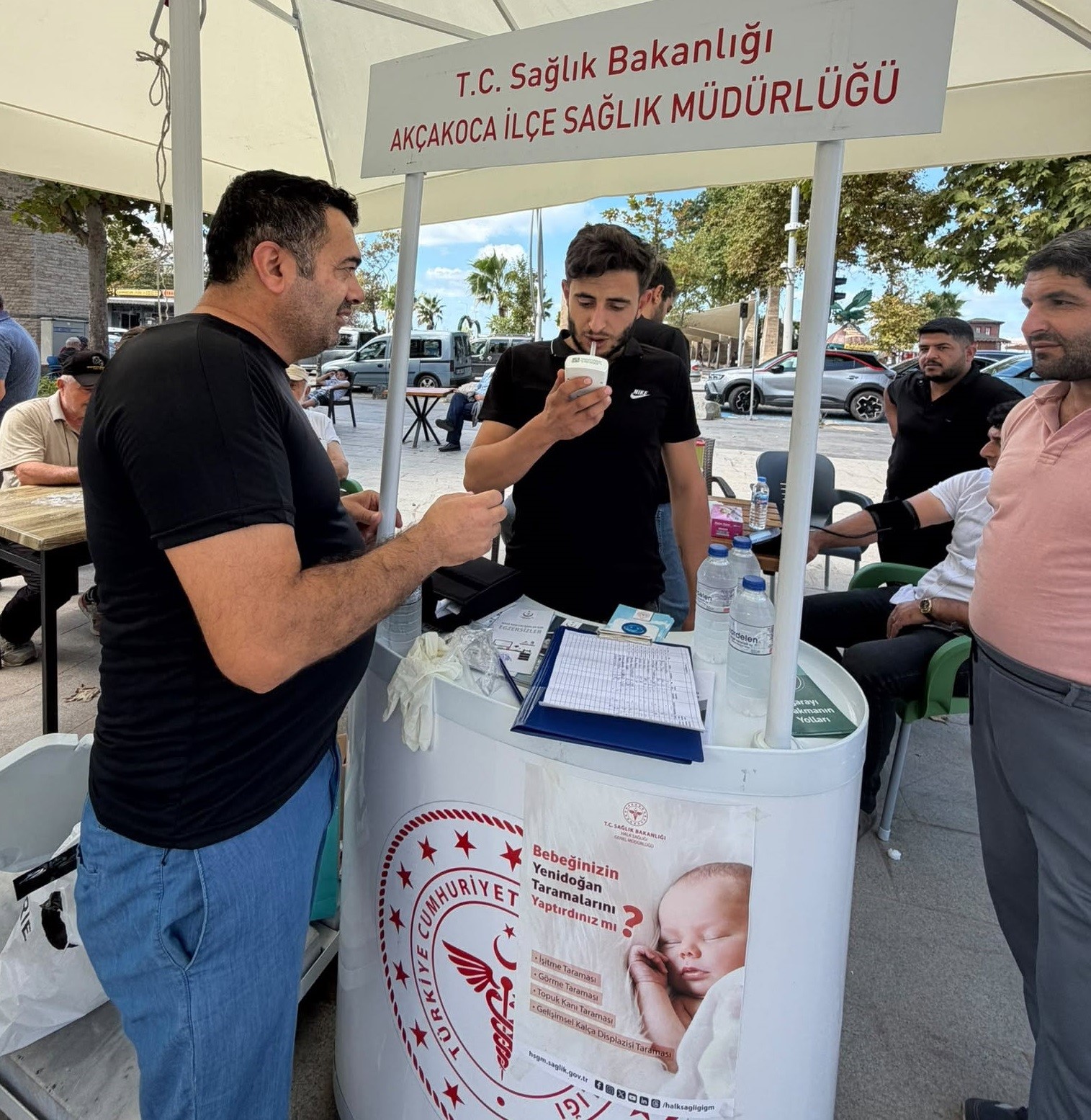 akcakocada-karbonmonoksit-olcumu-yapildi-ihtiyac-duyanlar-poliklinige-yonlendirildi-1-040947