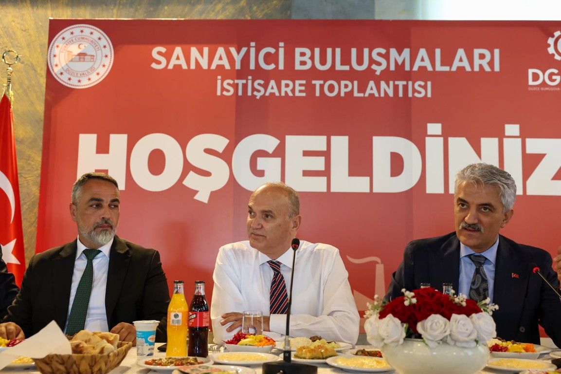 Gümüşova OSB'deki buluşmadan kareler: Sanayiciler taleplerini anlattı