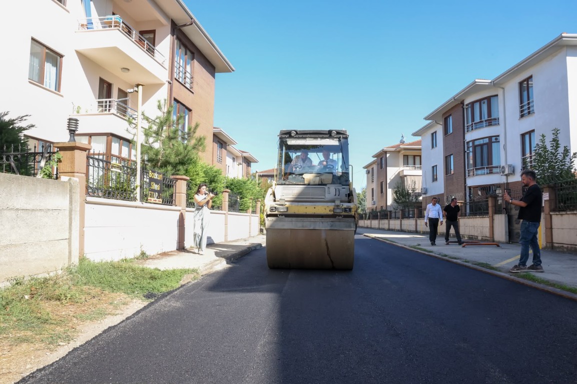 duzcede-30-bin-ton-asfalt-serildi-ozluden-elestirilere-dikkat-ceken-yanit-6-103426