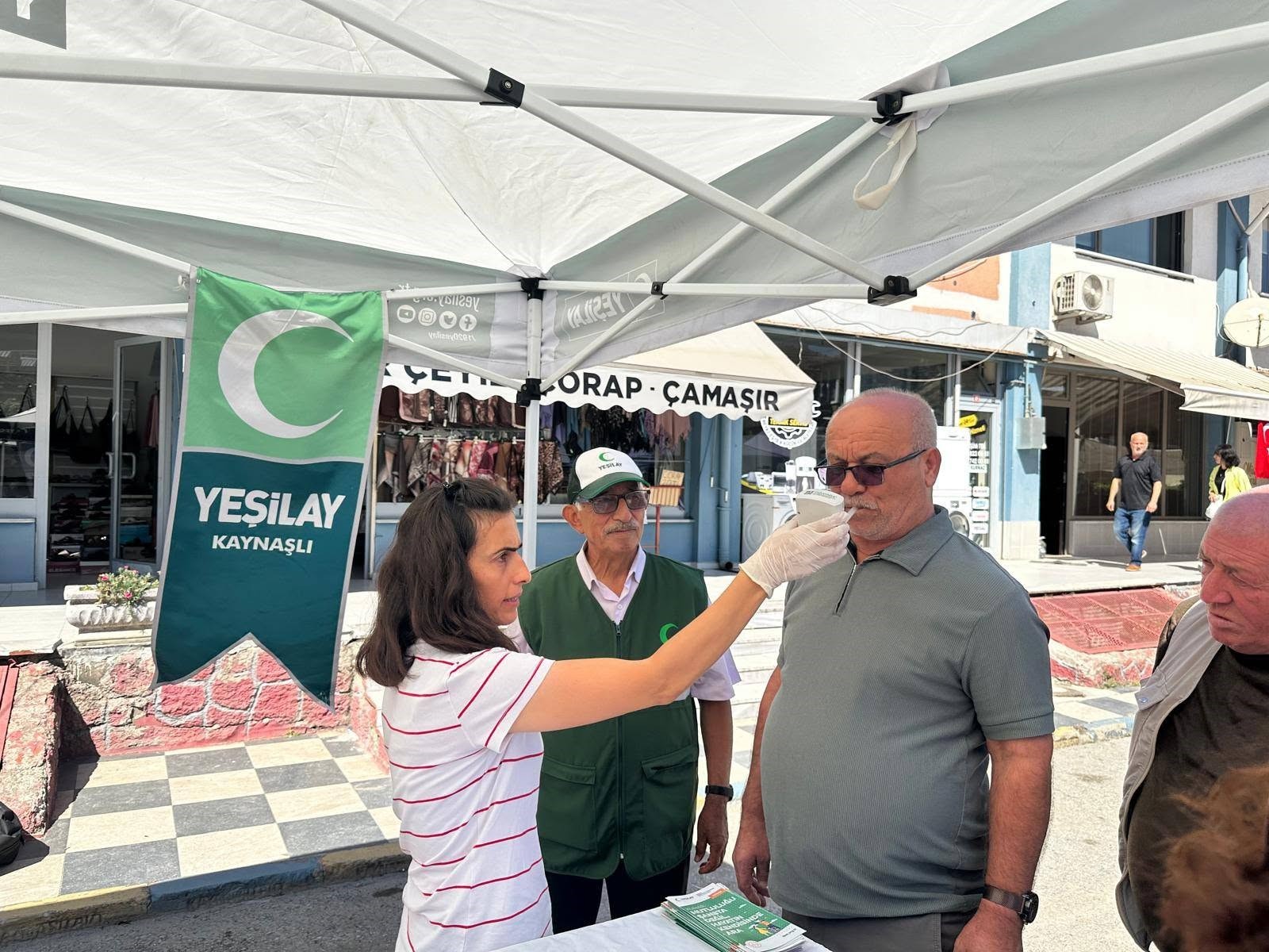 kaynaslida-vatandaslara-3-olcum-birden-tansiyon-seker-ve-karbonmonoksit-1-042003