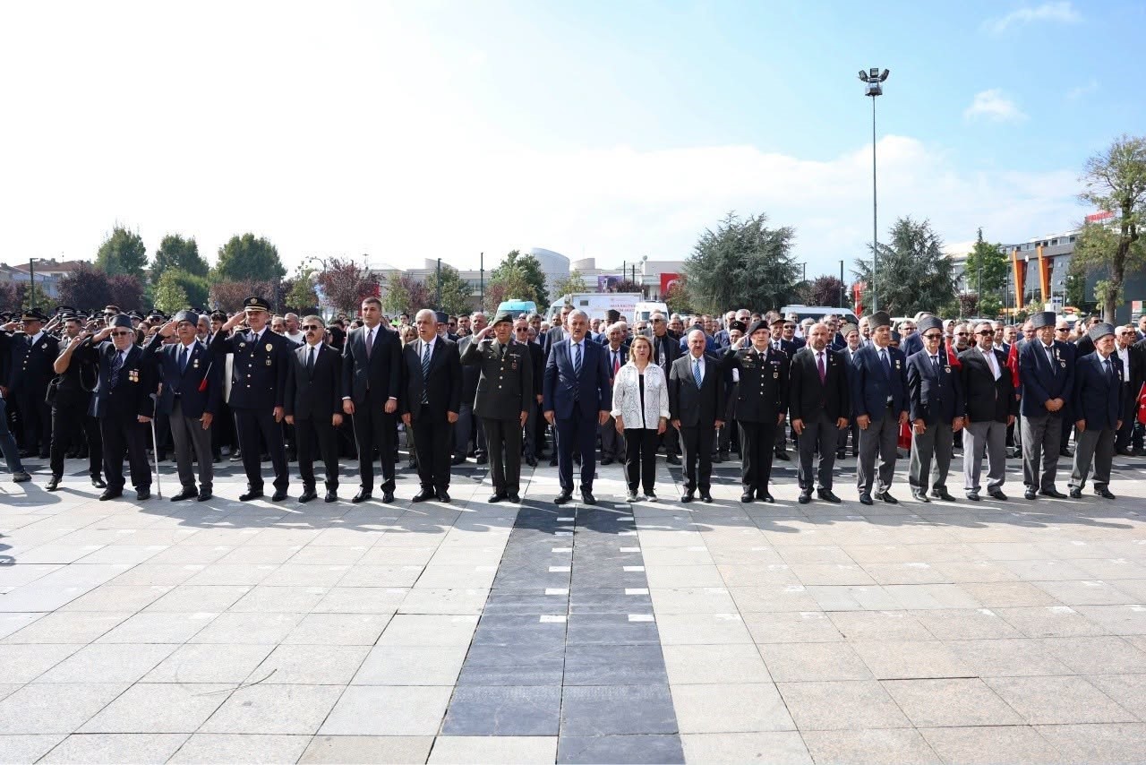 duzcede-gaziler-icin-saygi-sehitler-icin-dua-19-eylulde-iki-anlamli-program-3-090525