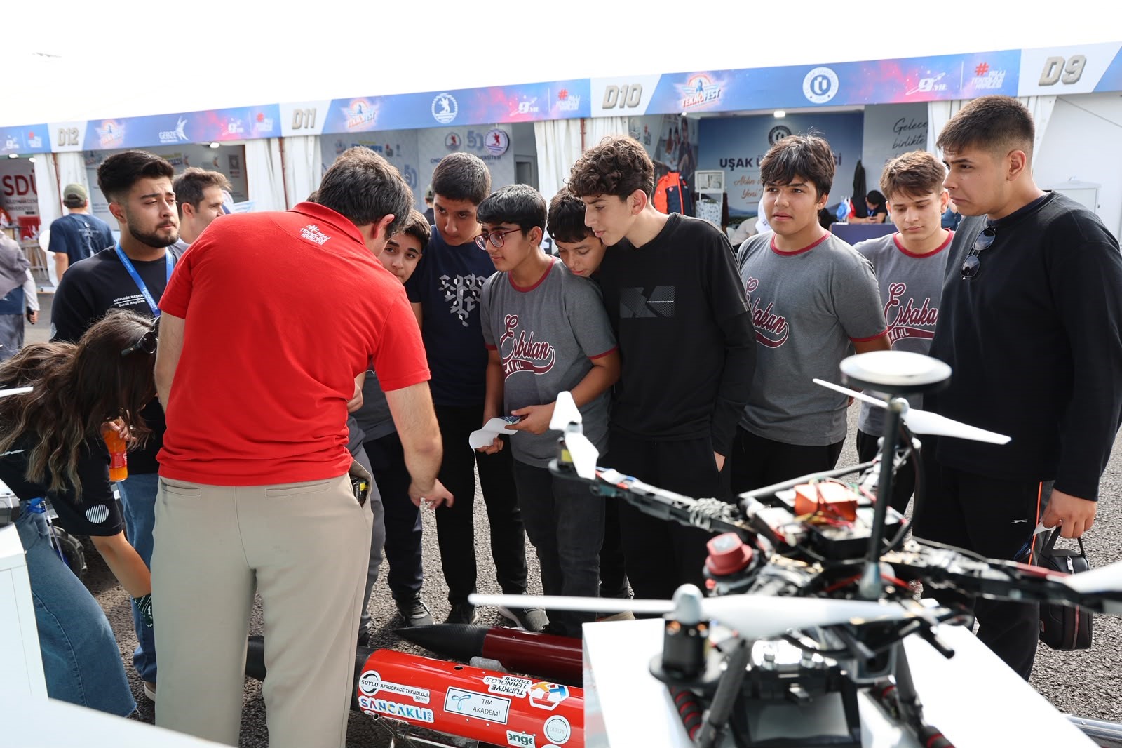 duzce-universitesi-teknofest-2026da-13-takimla-finalde-4-041236