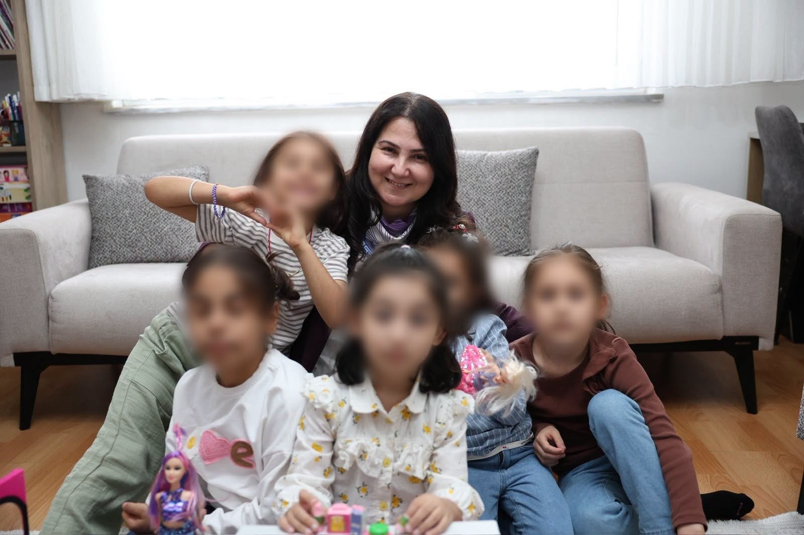 elif-makas-cocuklarla-bir-araya-geldi-talep-ve-beklentilerini-dinledi-2-034450