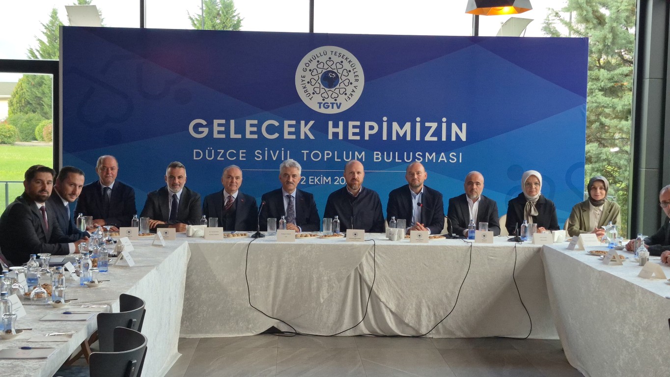 bilal-erdogan-duzce-programini-stk-bulusmasiyla-tamamladi-1-070730