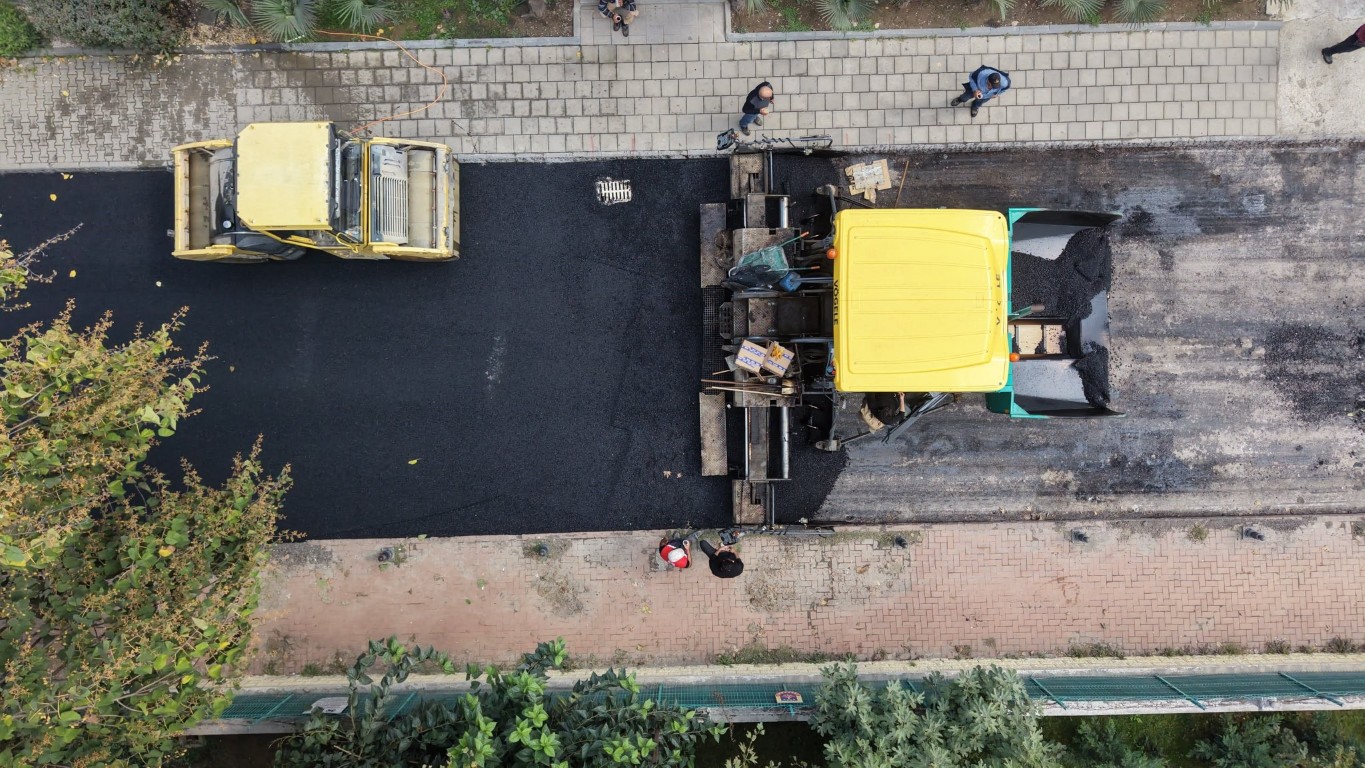 duzcede-4-mahallede-asfalt-calismasi-ulasimda-aksama-olabilir-3-024131