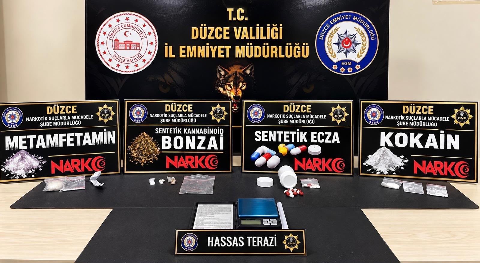 duzcede-eve-narkotik-operasyonu-supheli-cezaevine-gonderildi-102459