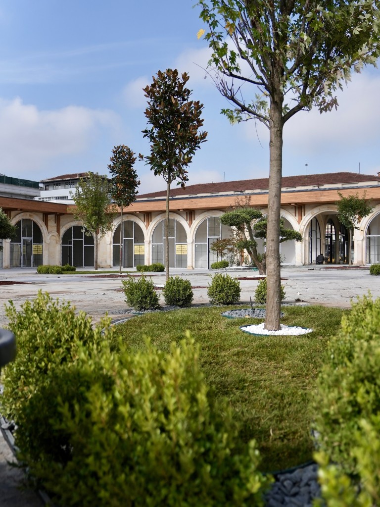 duzcenin-merkezinde-51-isyeri-tamamlandi-lansmana-hazirlaniyor-3-030926