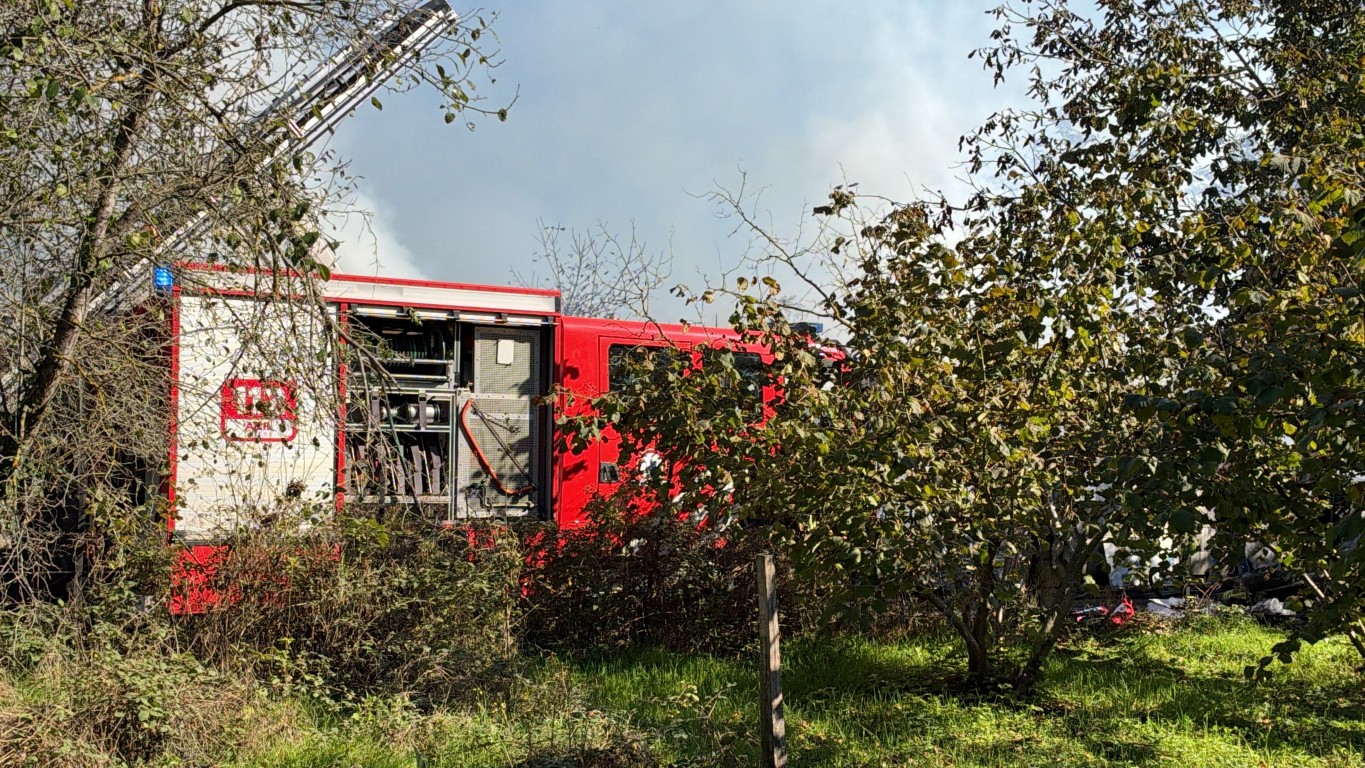duzcede-fabrika-yangininin-bilancosu-agir-35-saatte-sonduruldu-3-053018