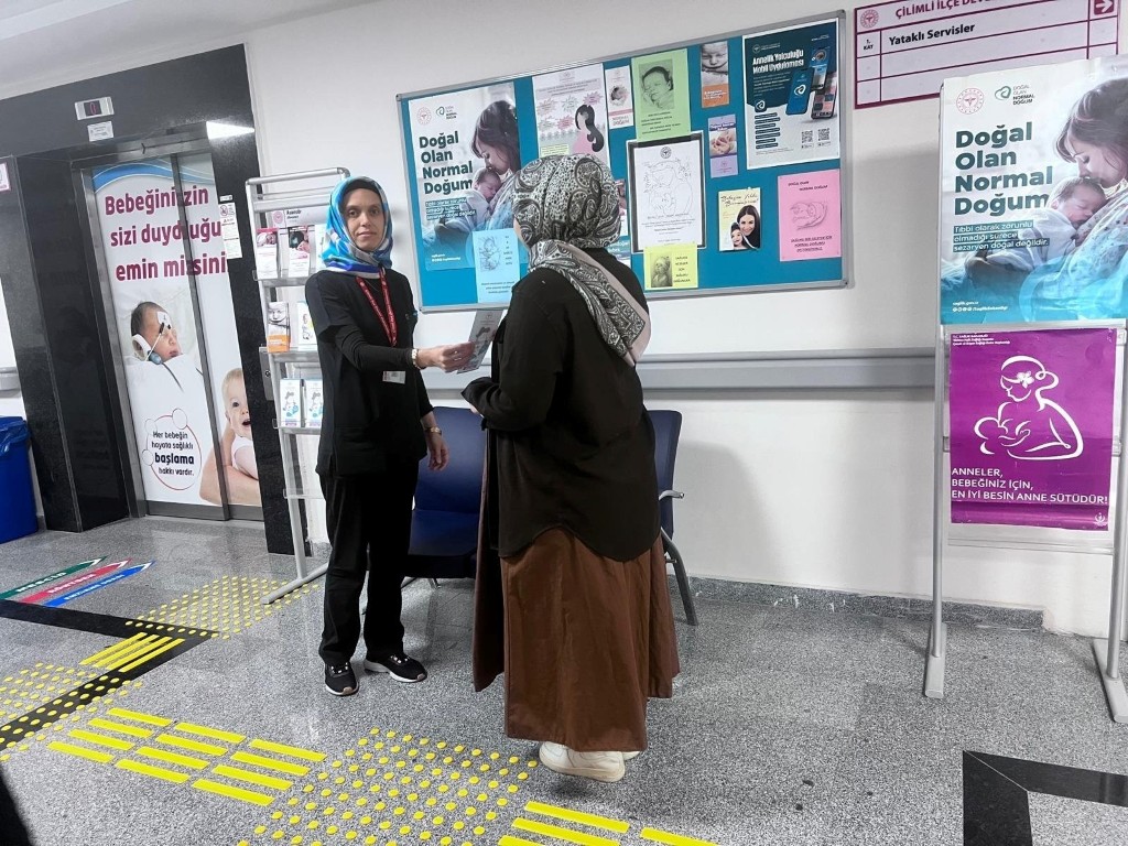 duzcede-anne-adaylarina-dogum-sureci-hakkinda-bilgi-verildi-1-110131