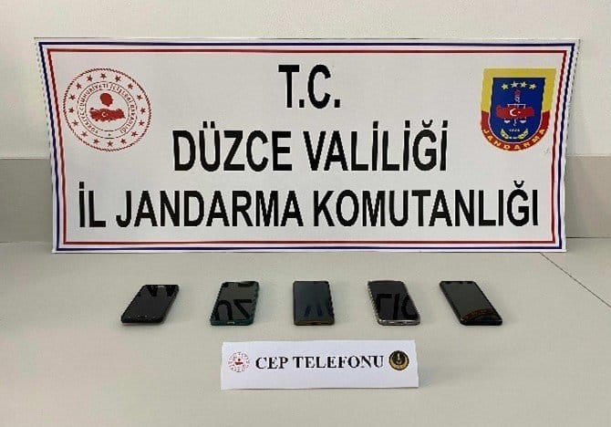 duzceden-5-ile-yapay-zekli-borsa-tuzagi-operasyonu-9-tutuklama-2-063518