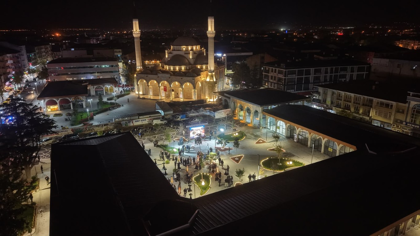 Cedidiye'nin yeni çarşısı yatırımcılara tanıtıldı