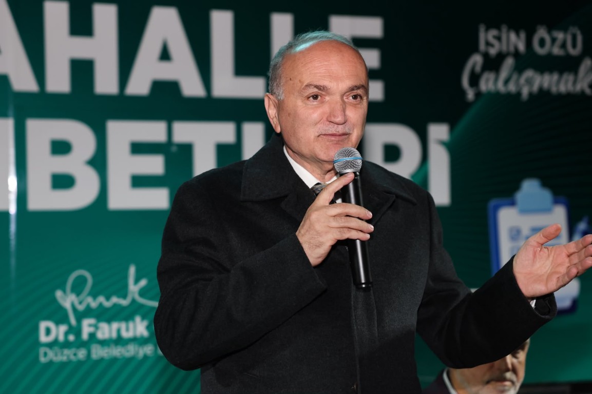 faruk-ozluden-duzceye-su-ve-asfalt-sozu-musluklarinizdan-akan-su-piril-piril-olacak-8-061942