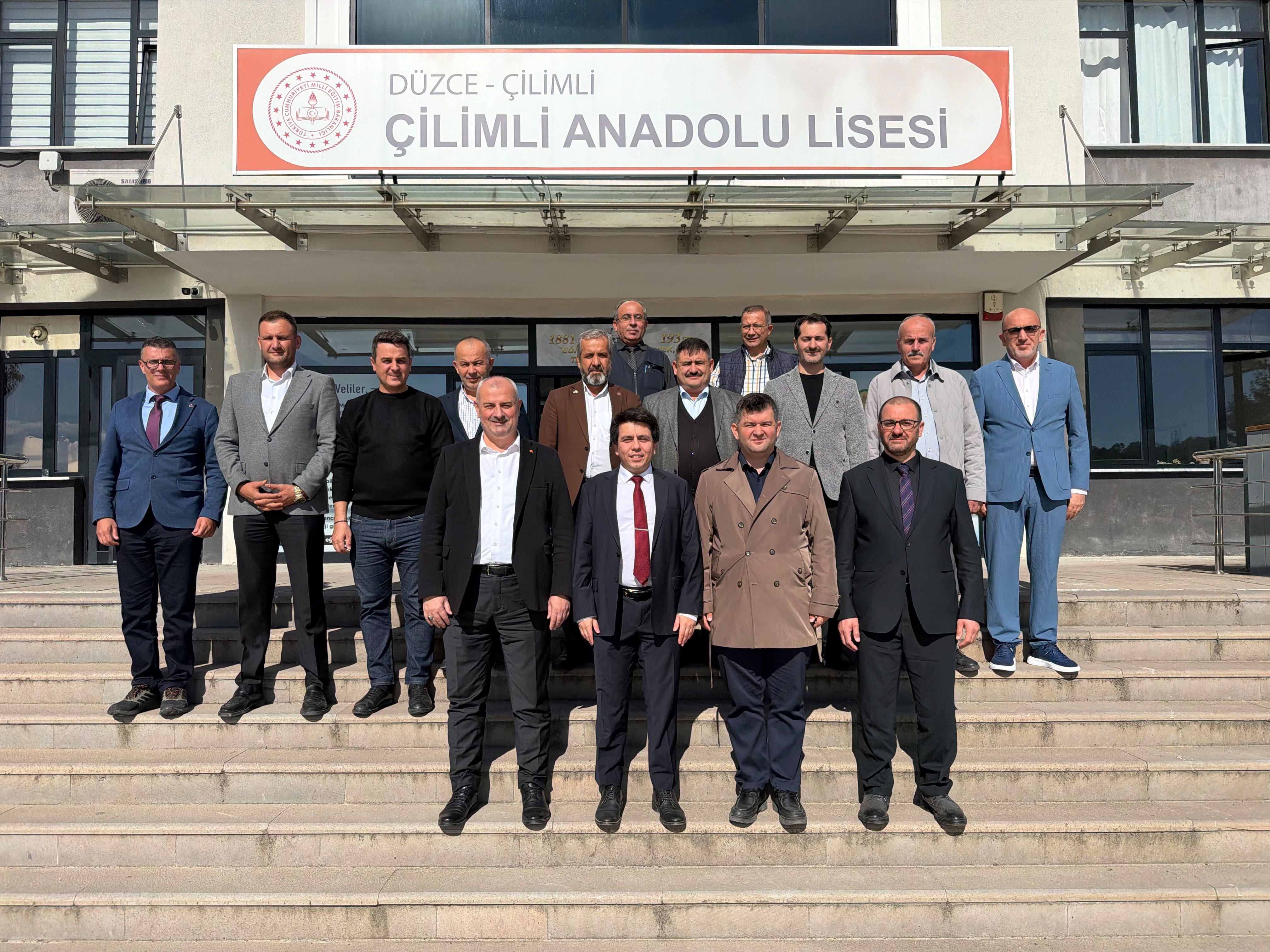 Çilimli'de Kaymakam Altıntaş öğrencilerle bir araya geldi