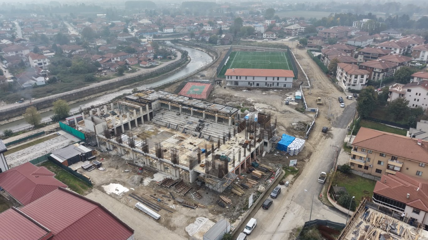 duzce-19-mayis-spor-kampusunde-yeni-asama-kapali-salonda-son-kat-imalati-12-020104