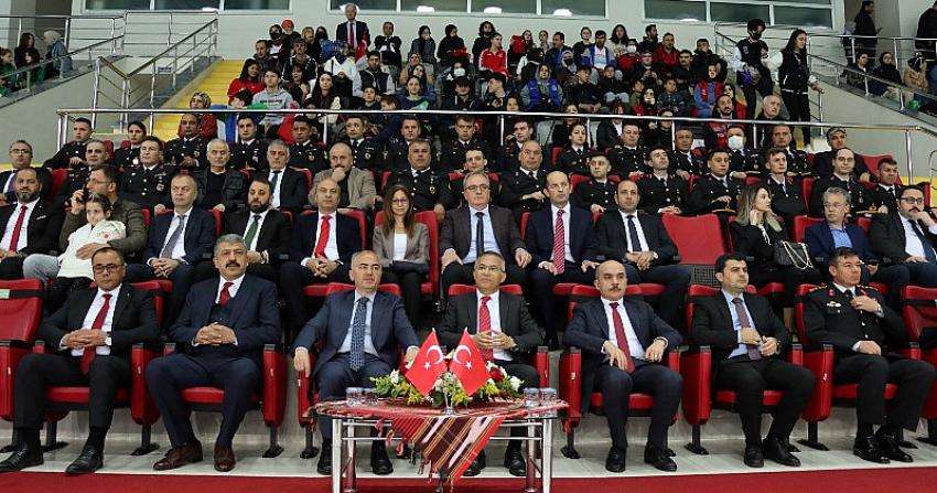 RİZE'DE  19 Mayıs Atatürk'ü Anma, Gençlik Ve Spor Bayramı Büyük Coşku İle Kutlandı